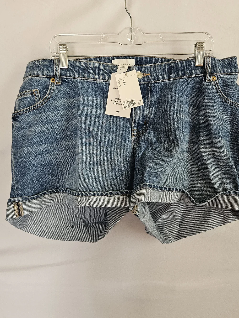H&M Maternity Cuffed Denim Shorts XL NWT Blue Stretch Comfort Summer Medium Wash
